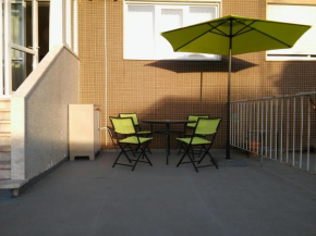 Zen Newton Apartment